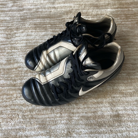 Nike | Shoes | Nike Versatract Total 9 Shift Soccer Cletes 75 | Poshmark